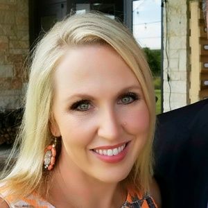 Meet your Posher, Dana